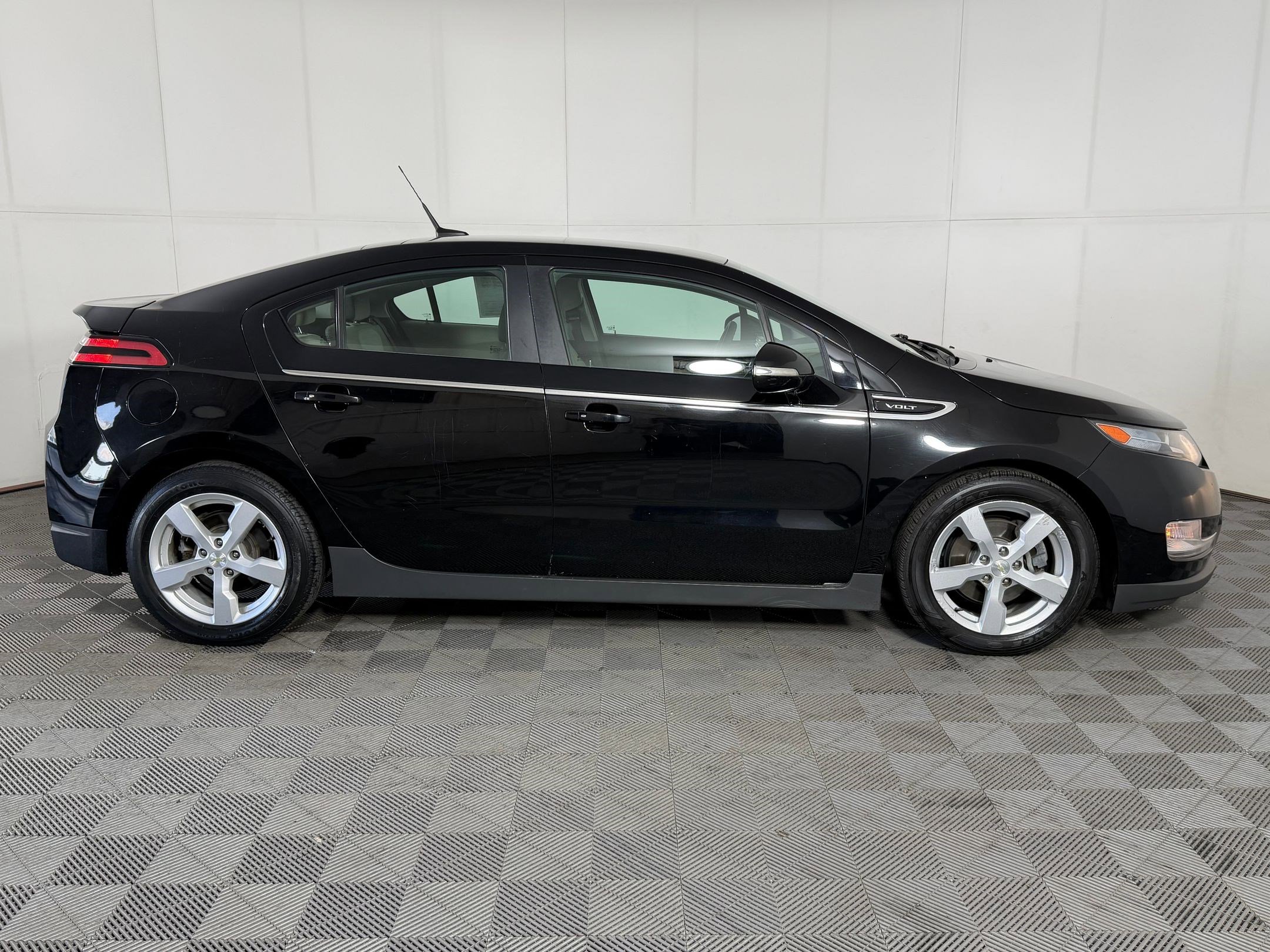 Used 2013 Chevrolet Volt image 8