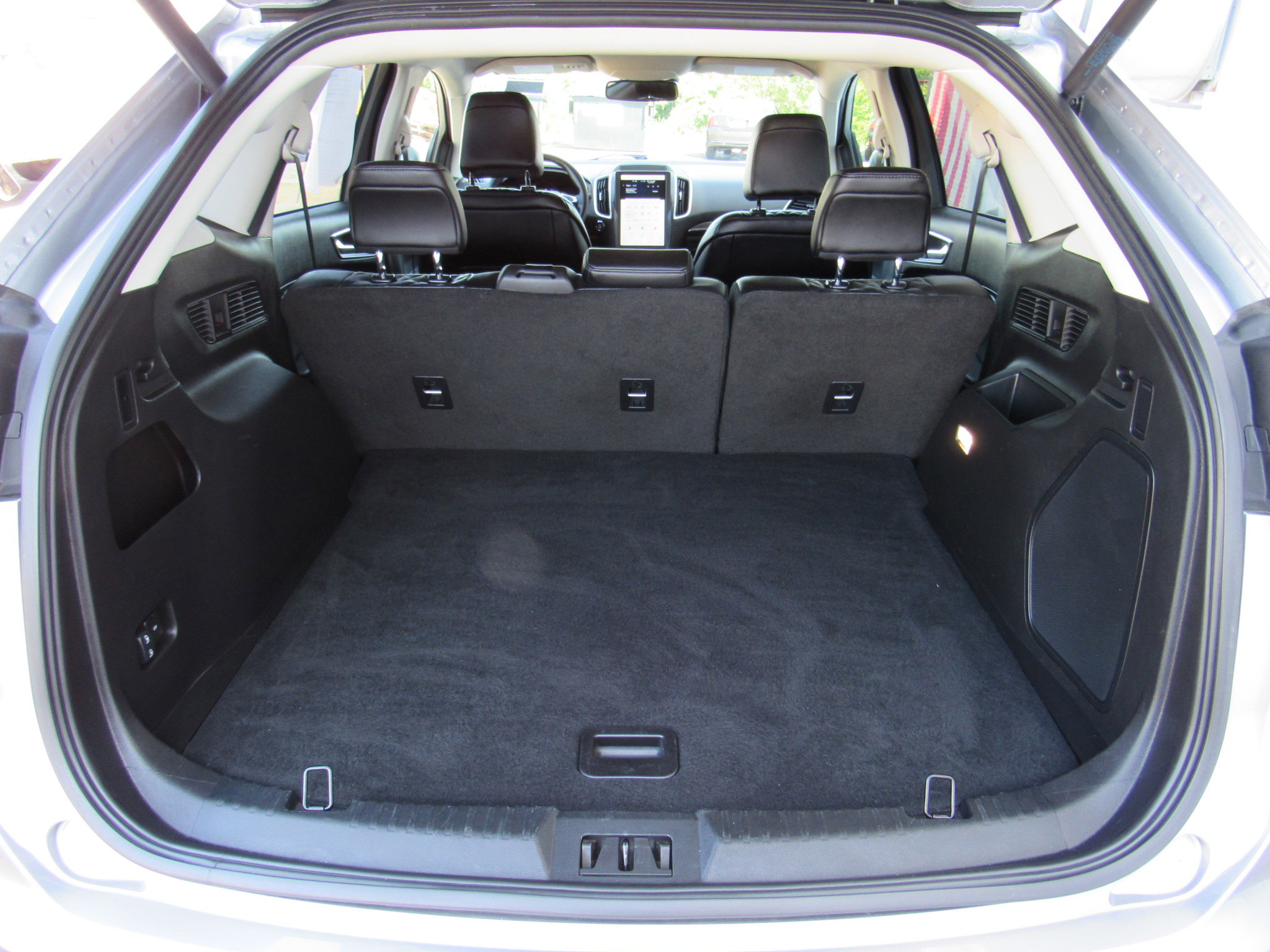 Used 2024 Ford Edge Titanium image 38