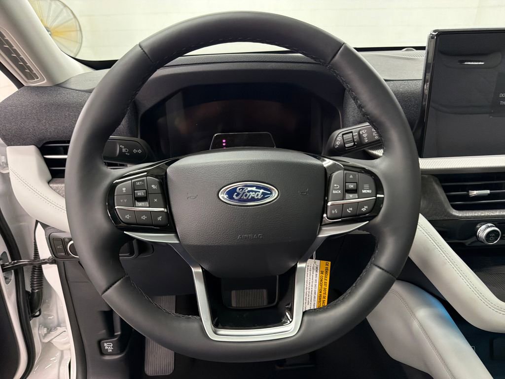 New 2026 Ford Explorer Platinum image 19