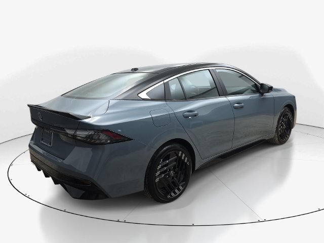 New 2027 Nissan Sentra SR w/ Floor Mat Package FWD image 6