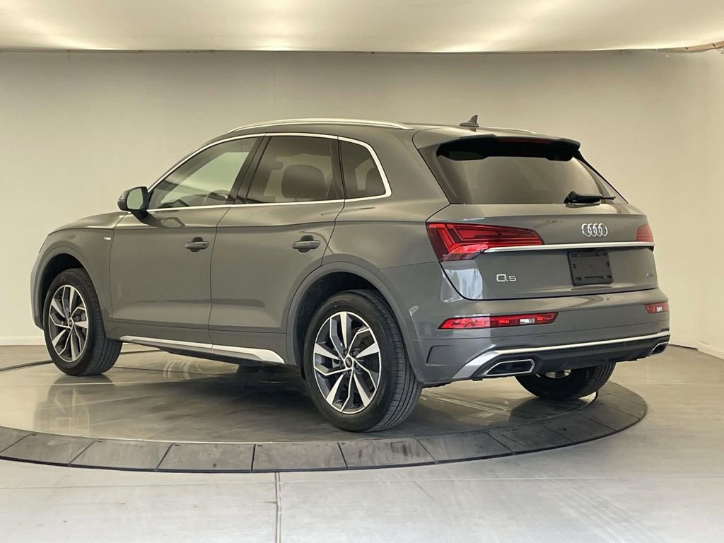 Used 2023 Audi Q5 2.0T Premium Plus w/ Premium Plus Package image 3