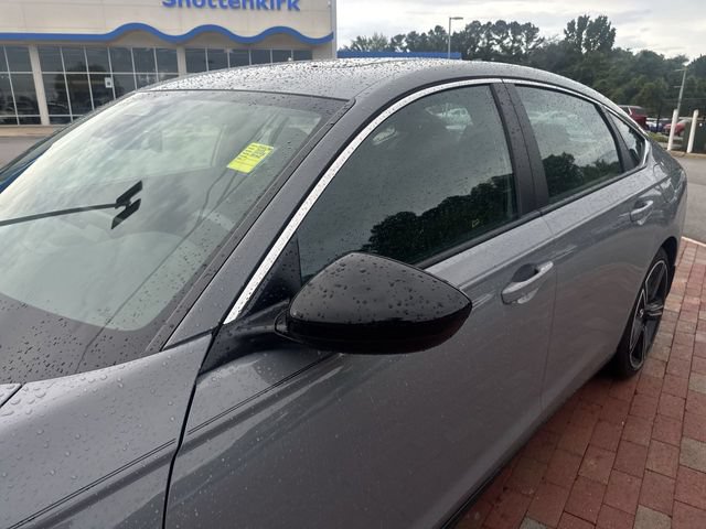 Used 2025 Honda Accord Sport image 5