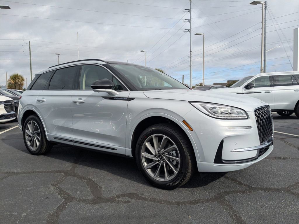 New 2026 Lincoln Corsair Grand Touring image 2