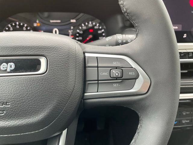 Used 2023 Jeep Compass Altitude w/ Sun and Sound Group image 17