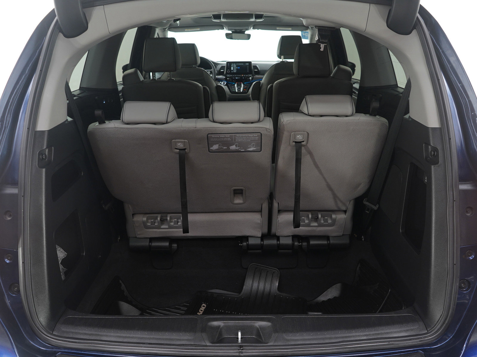 Used 2024 Honda Odyssey Elite image 9