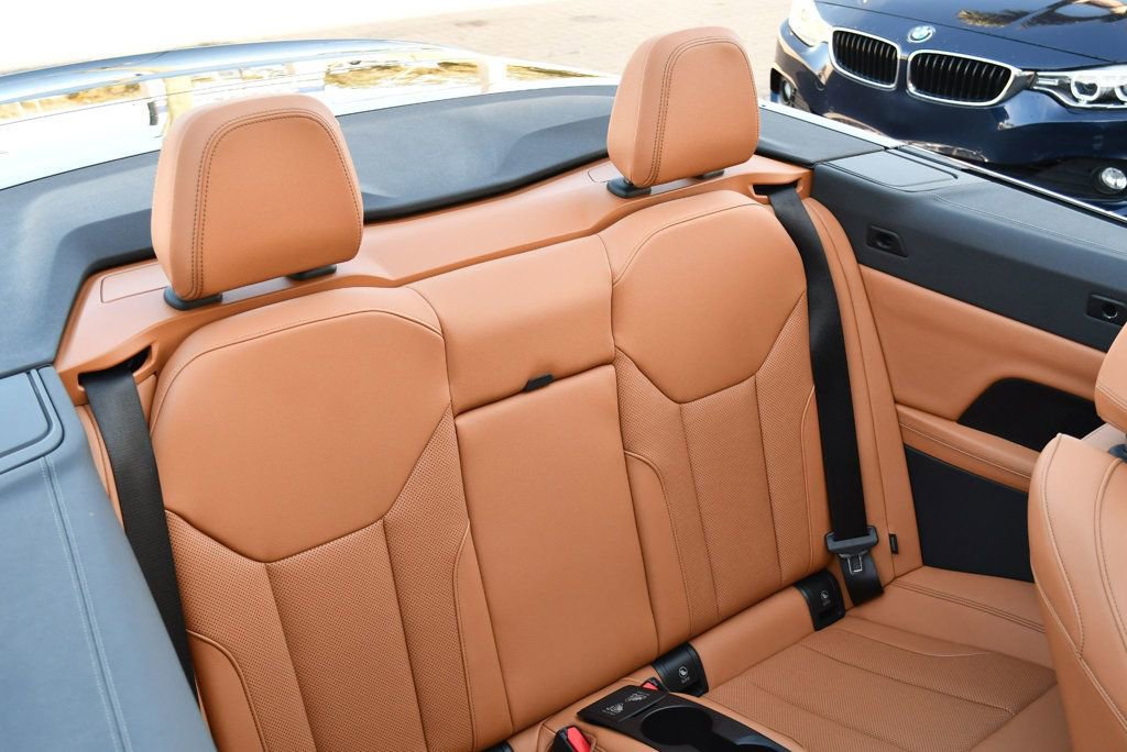 Used 2022 BMW 430i Convertible w/ M Sport Package image 17