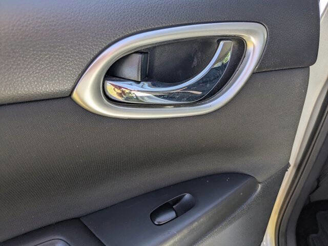 Used 2019 Nissan Sentra SV FWD image 25