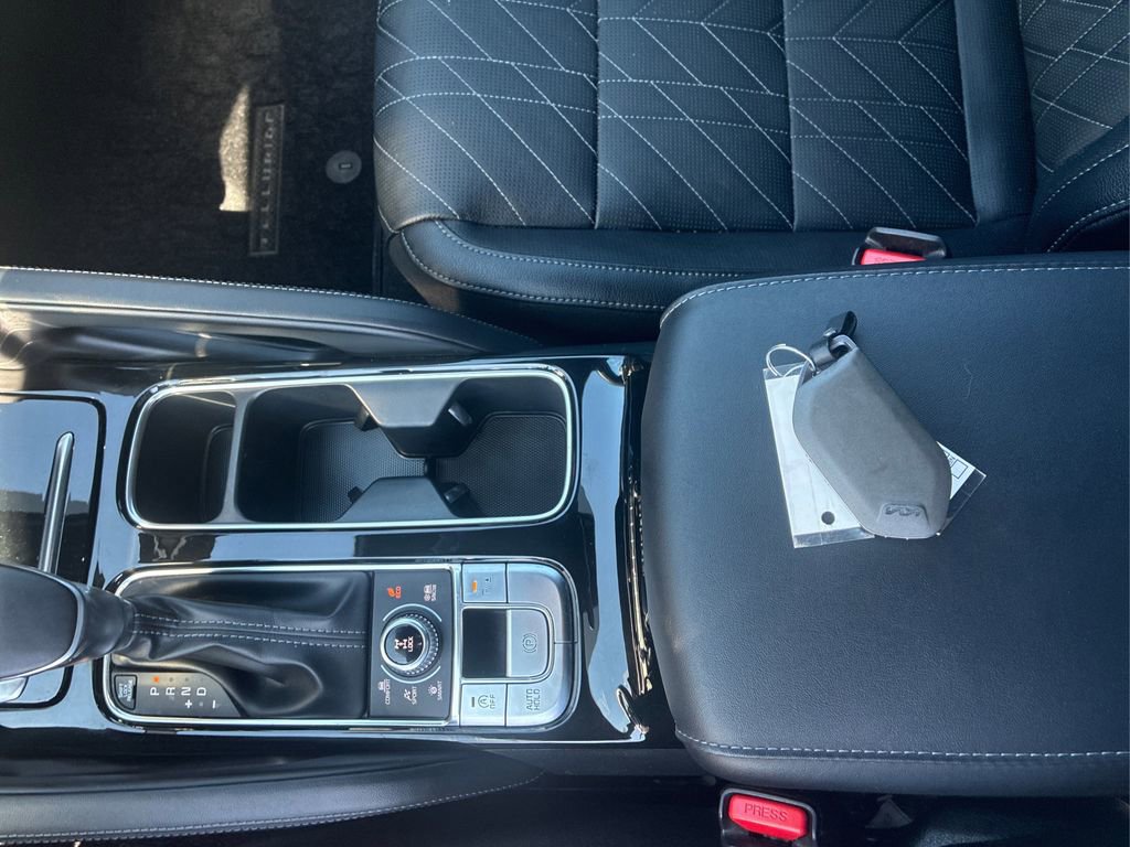 Used 2023 Kia Telluride EX X-Line AWD/4WD image 12