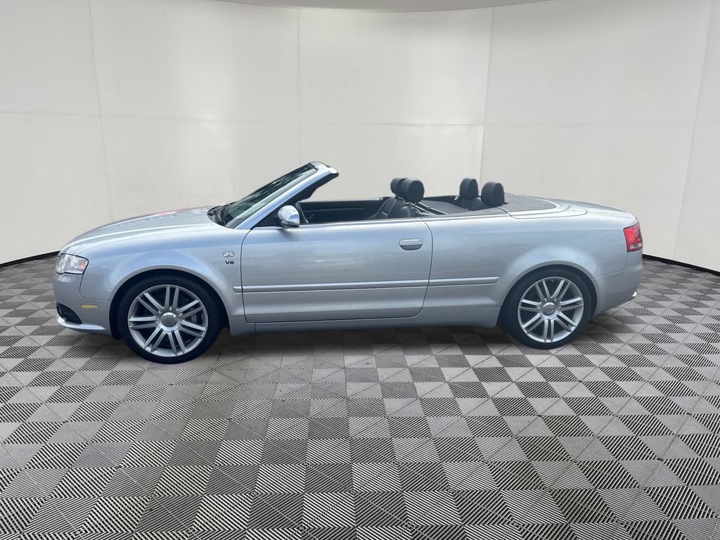 Used 2007 Audi S4 Cabriolet AWD/4WD image 2