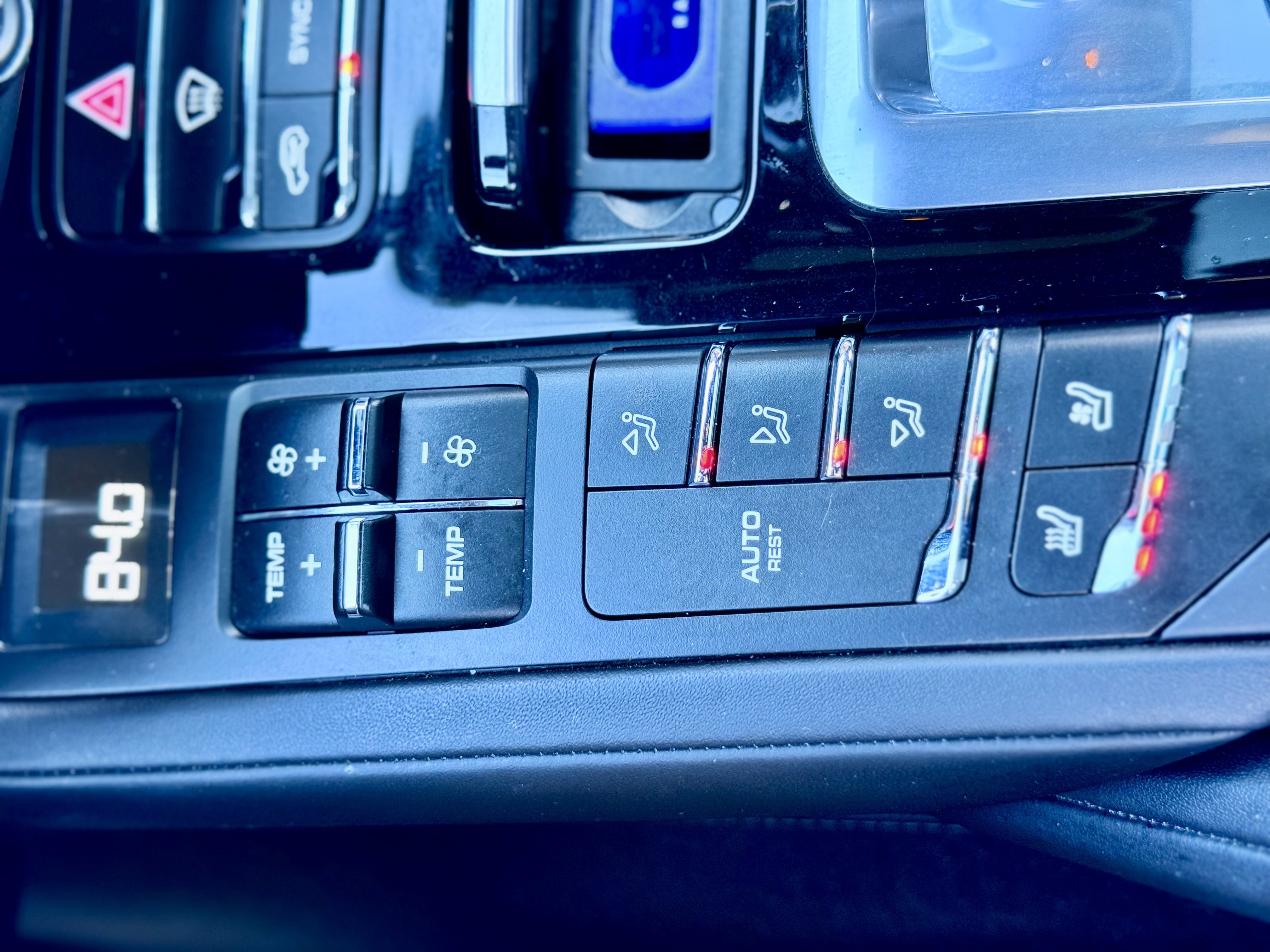 Used 2014 Porsche Cayenne Turbo S AWD/4WD image 83