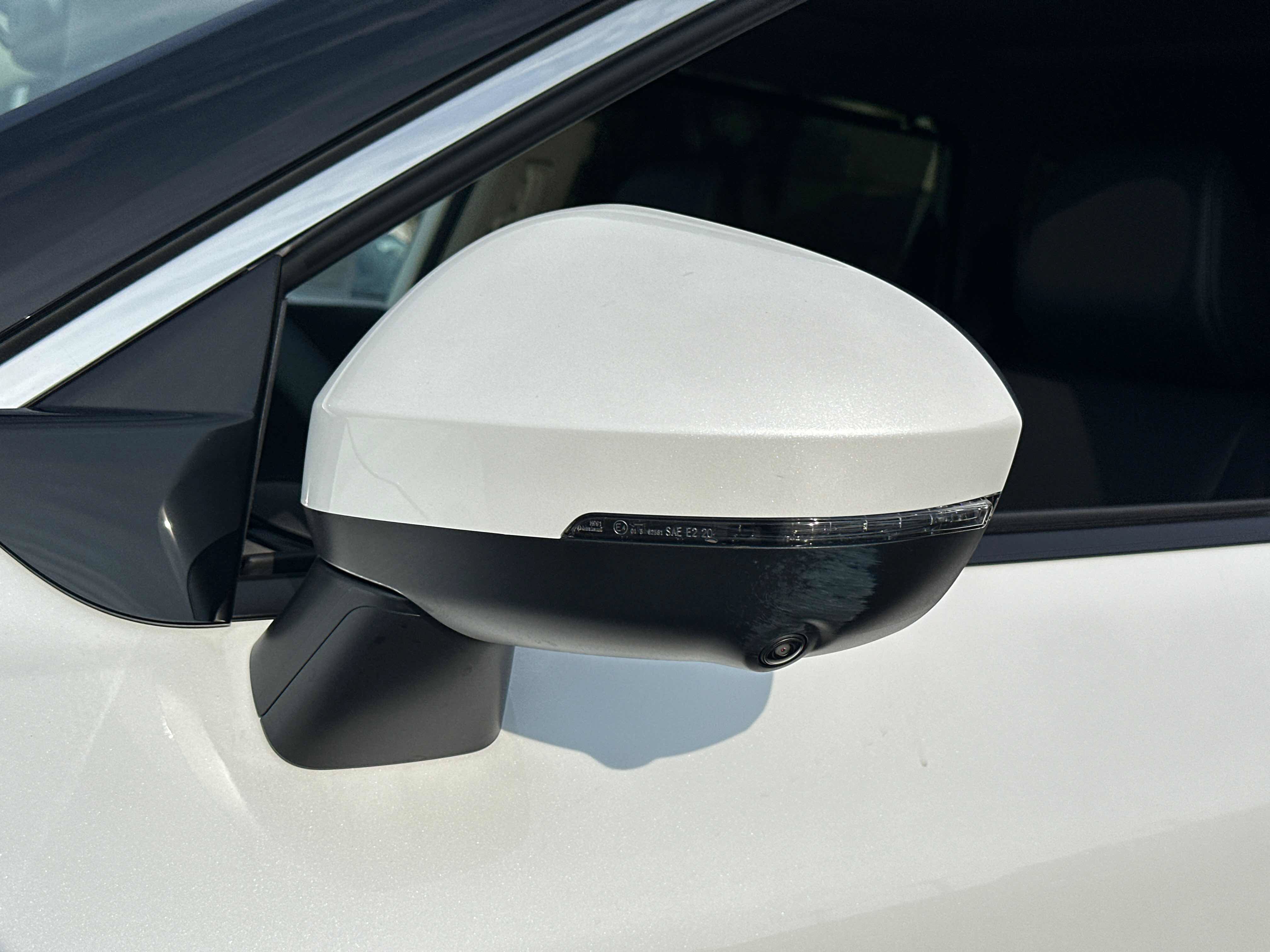 New 2026 Nissan Rogue Platinum w/ Platinum Premium Package AWD/4WD image 9