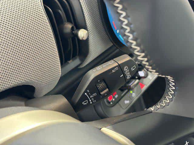 Used 2026 MINI Cooper 4-Door Hardtop FWD image 18