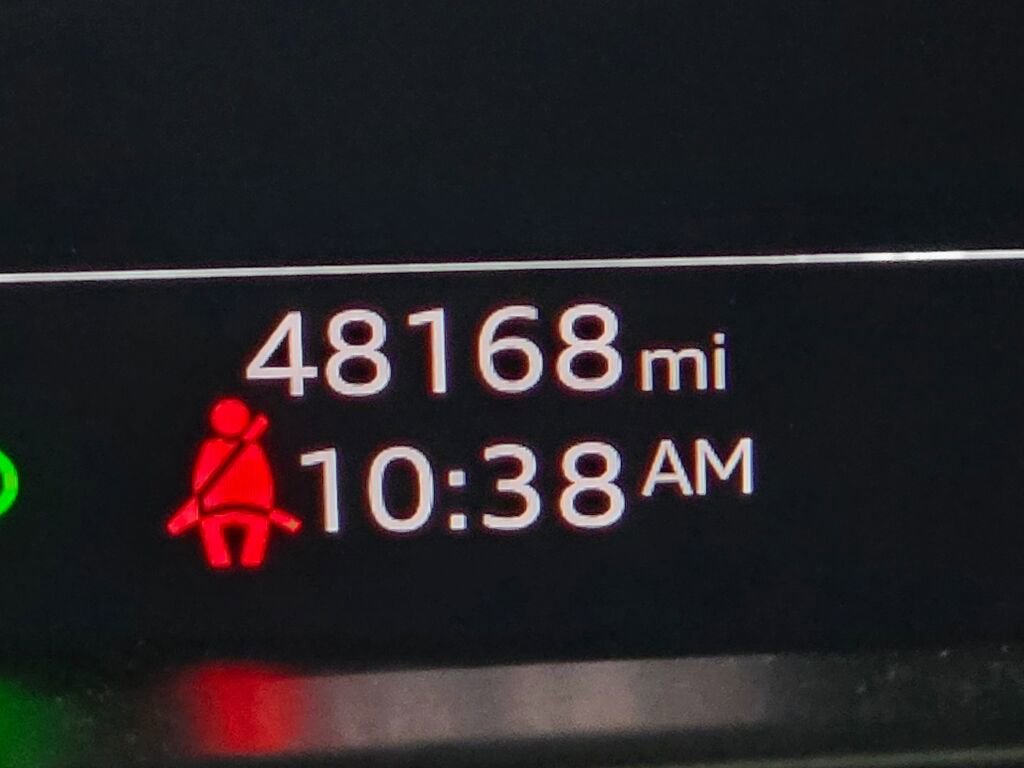 Used 2022 Audi A6 Premium Plus w/ Premium Plus Package image 39