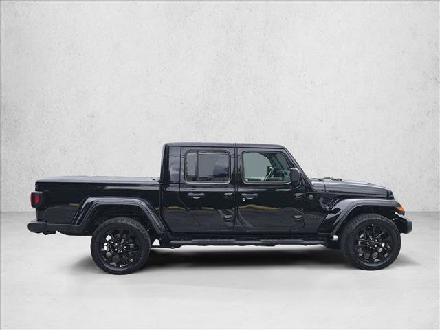 Used 2024 Jeep Gladiator Sport AWD/4WD image 4