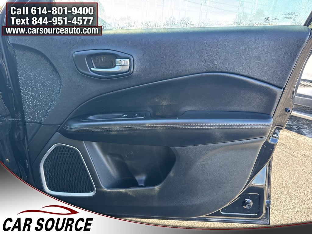 Used 2020 Jeep Compass Limited image 37