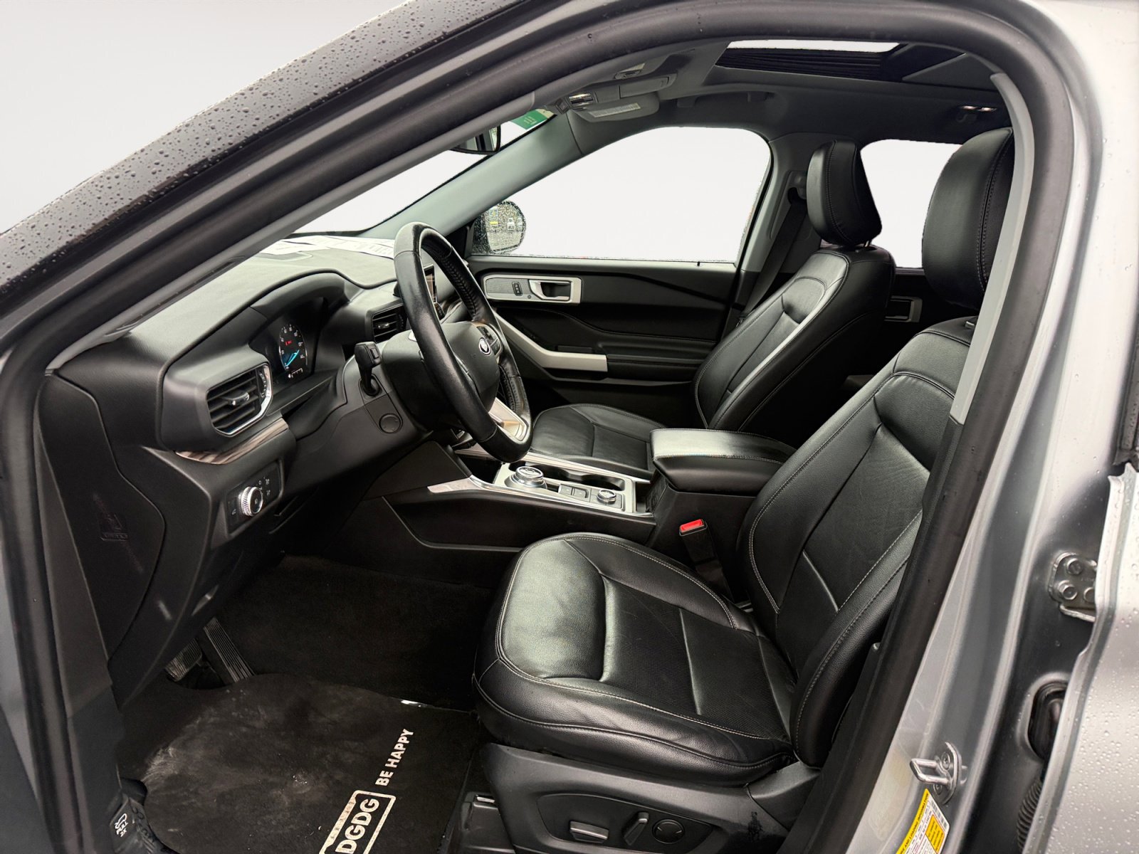 Used 2021 Ford Explorer Limited w/ Equipment Group 301A image 10