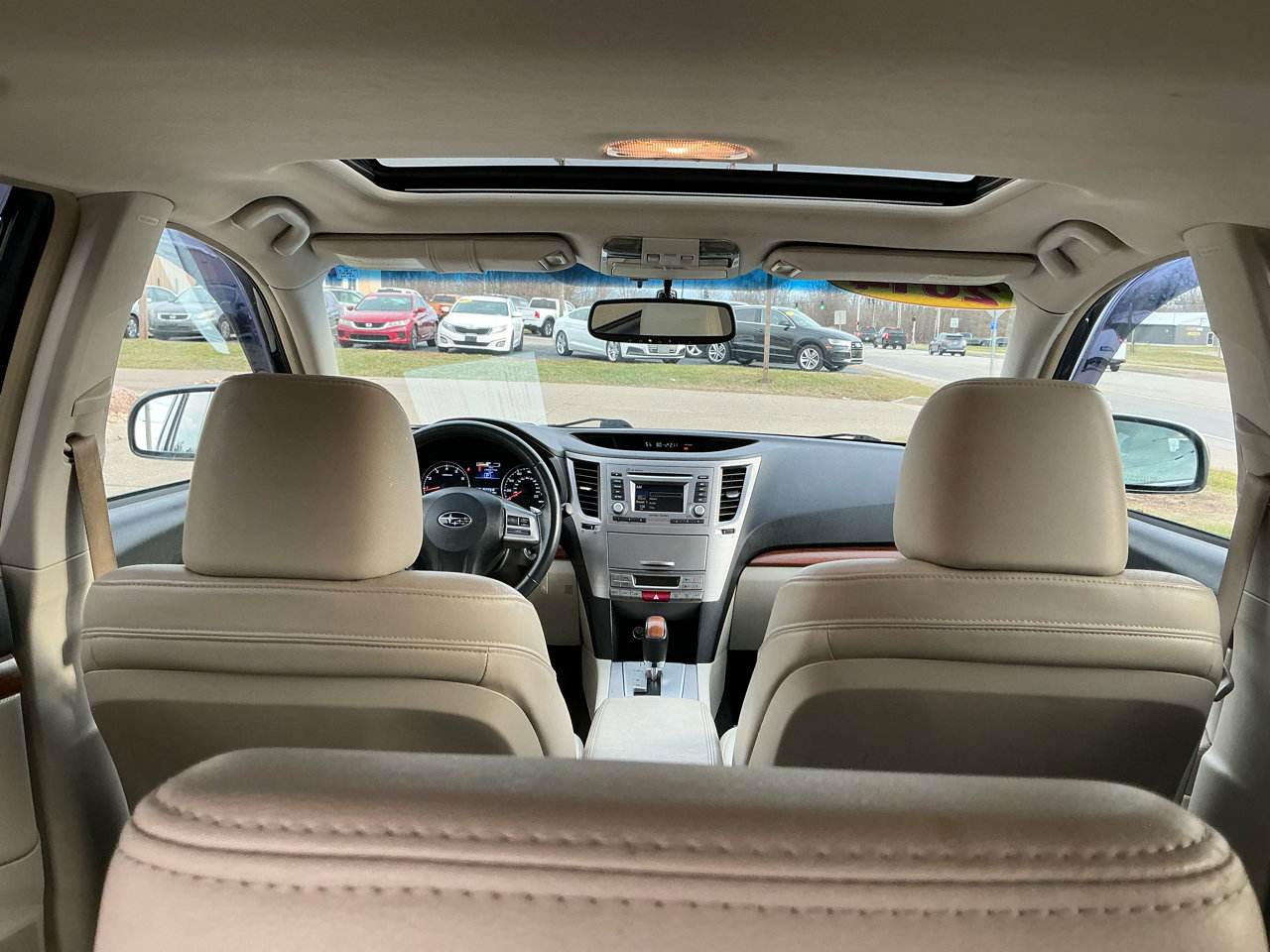 Used 2014 Subaru Outback 2.5i Limited w/ Moonroof Package image 16