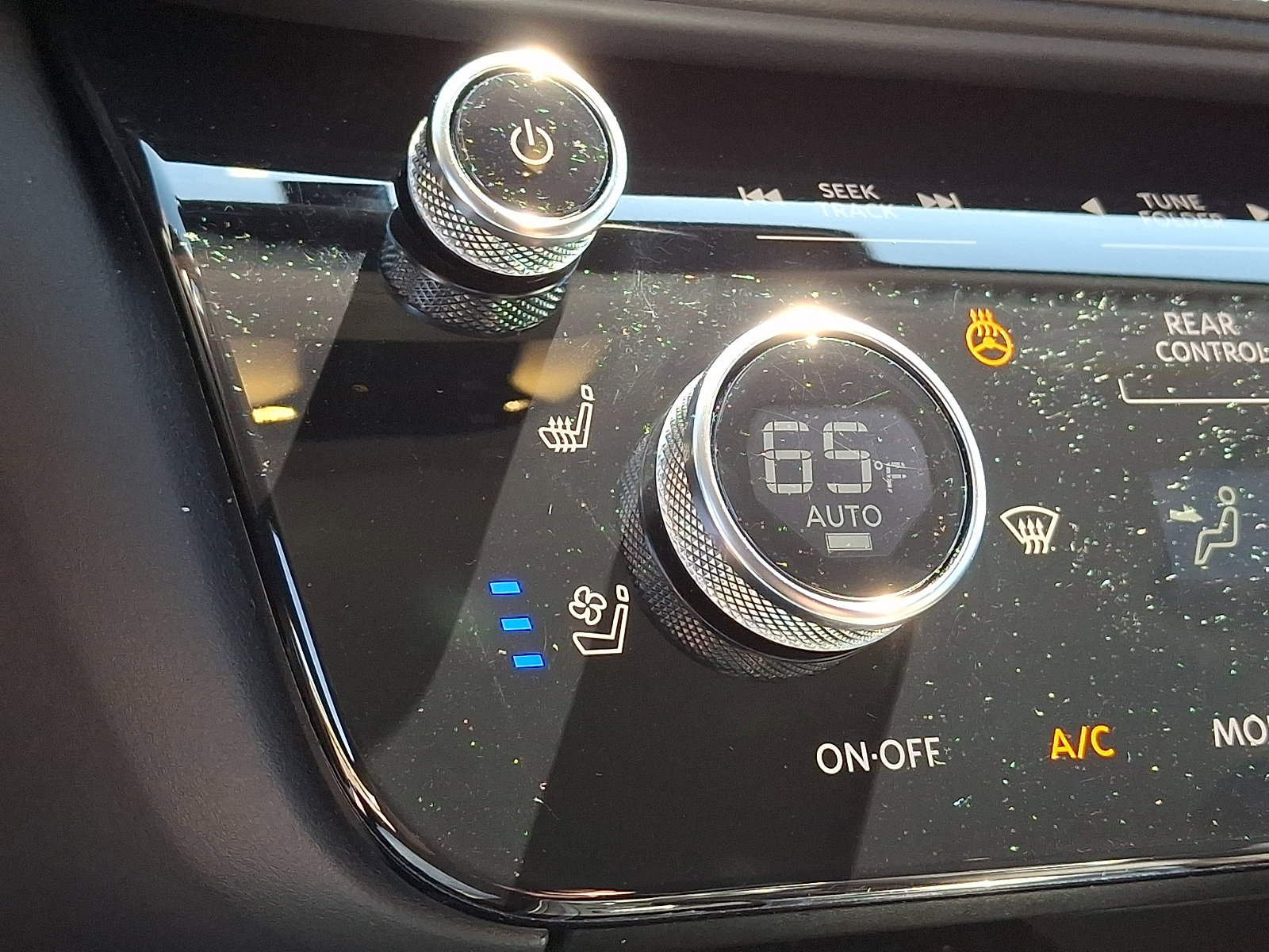 Certified 2023 INFINITI QX60 Luxe w/ Cargo Package image 26