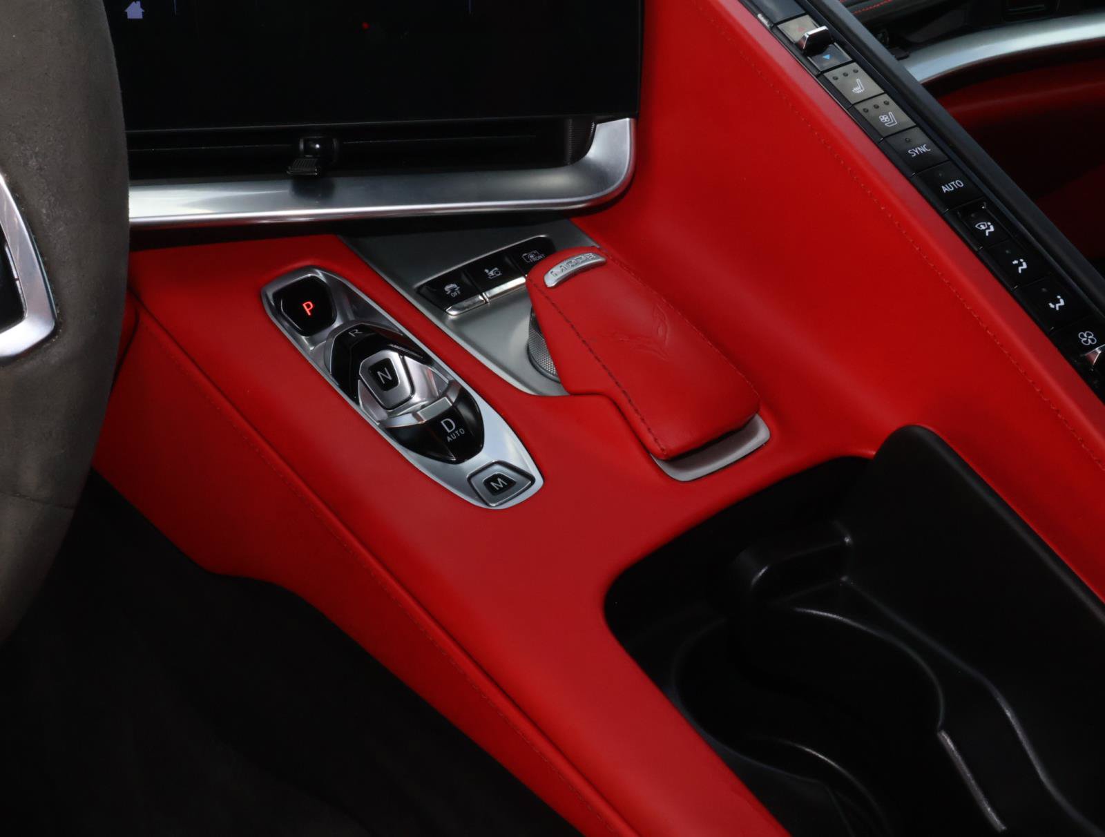 Used 2024 Chevrolet Corvette Stingray Premium Cpe w/ Z51 Performance Package RWD image 21