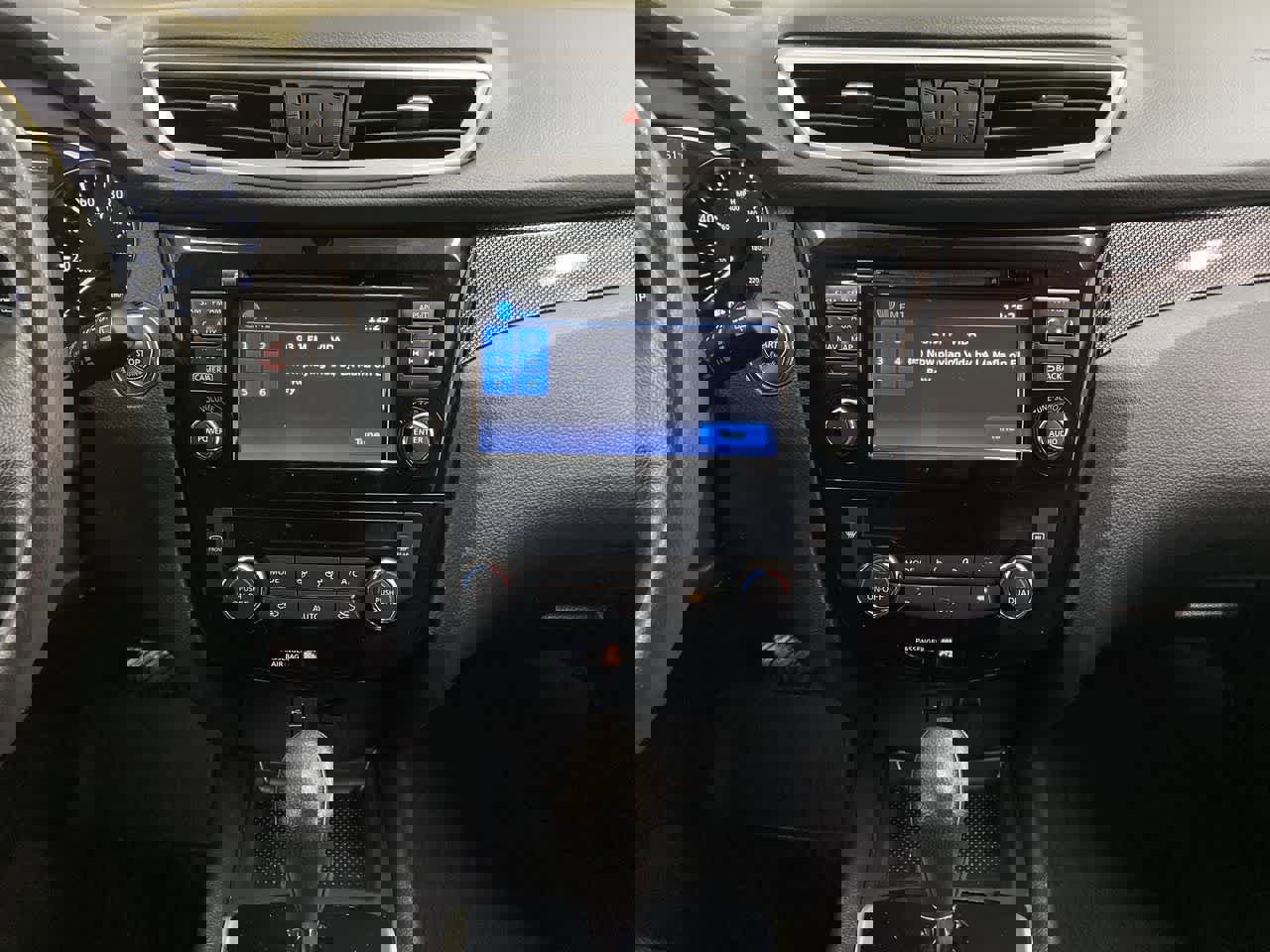 Used 2016 Nissan Rogue SL w/ SL Premium Package image 26