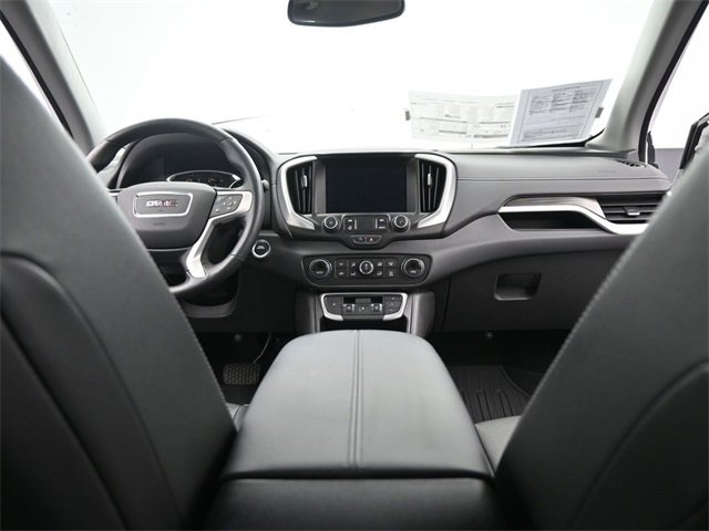 Used 2023 GMC Terrain SLT w/ LPO, Floor Liner Package image 24
