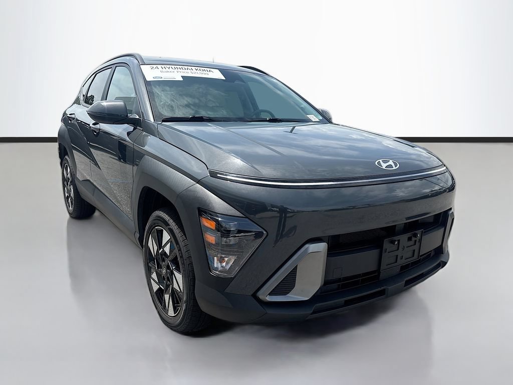 Used 2024 Hyundai Kona SEL AWD/4WD image 3
