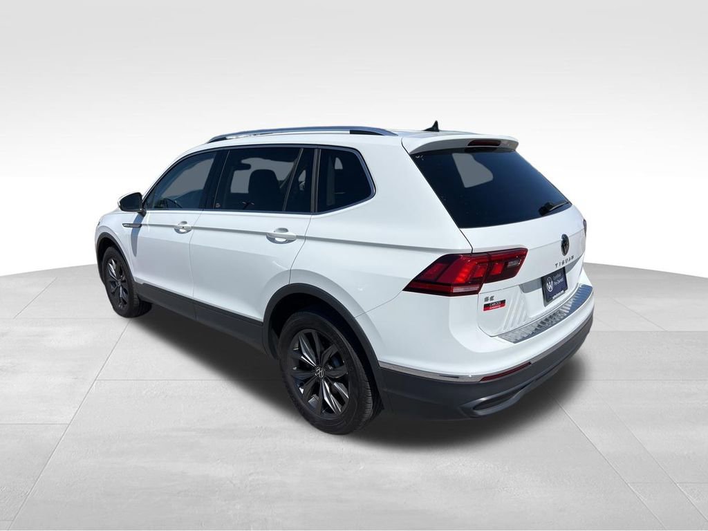 Used 2022 Volkswagen Tiguan SE AWD/4WD image 5