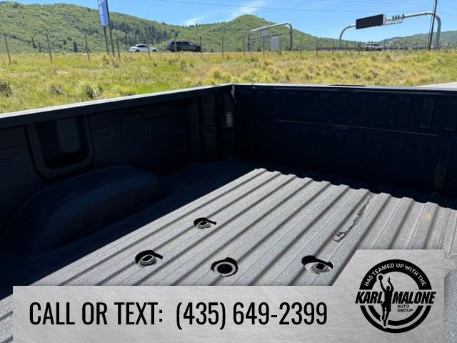Used 2025 GMC Sierra 3500 Denali Ultimate AWD/4WD image 11