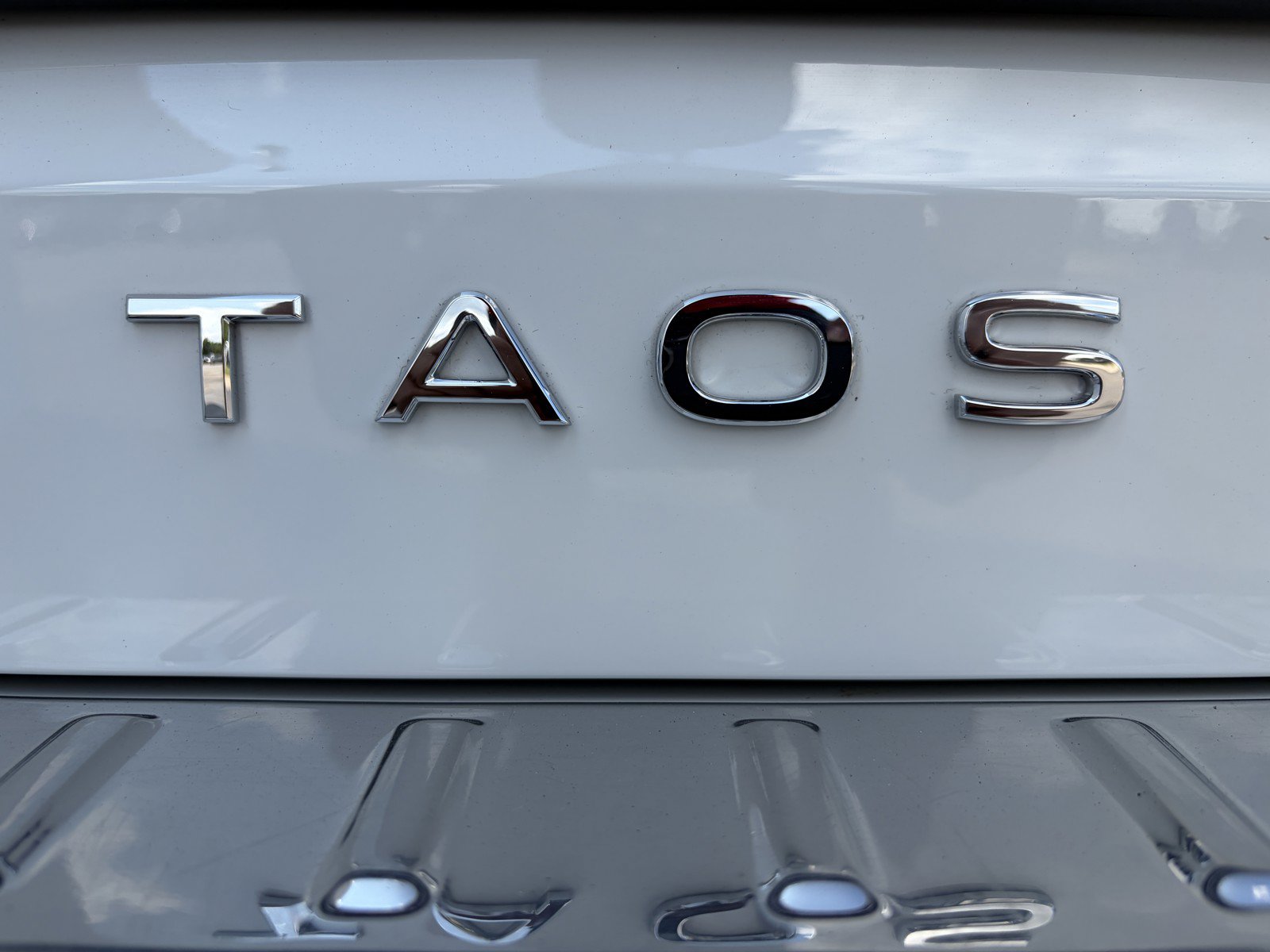 Used 2022 Volkswagen Taos SE AWD/4WD image 36
