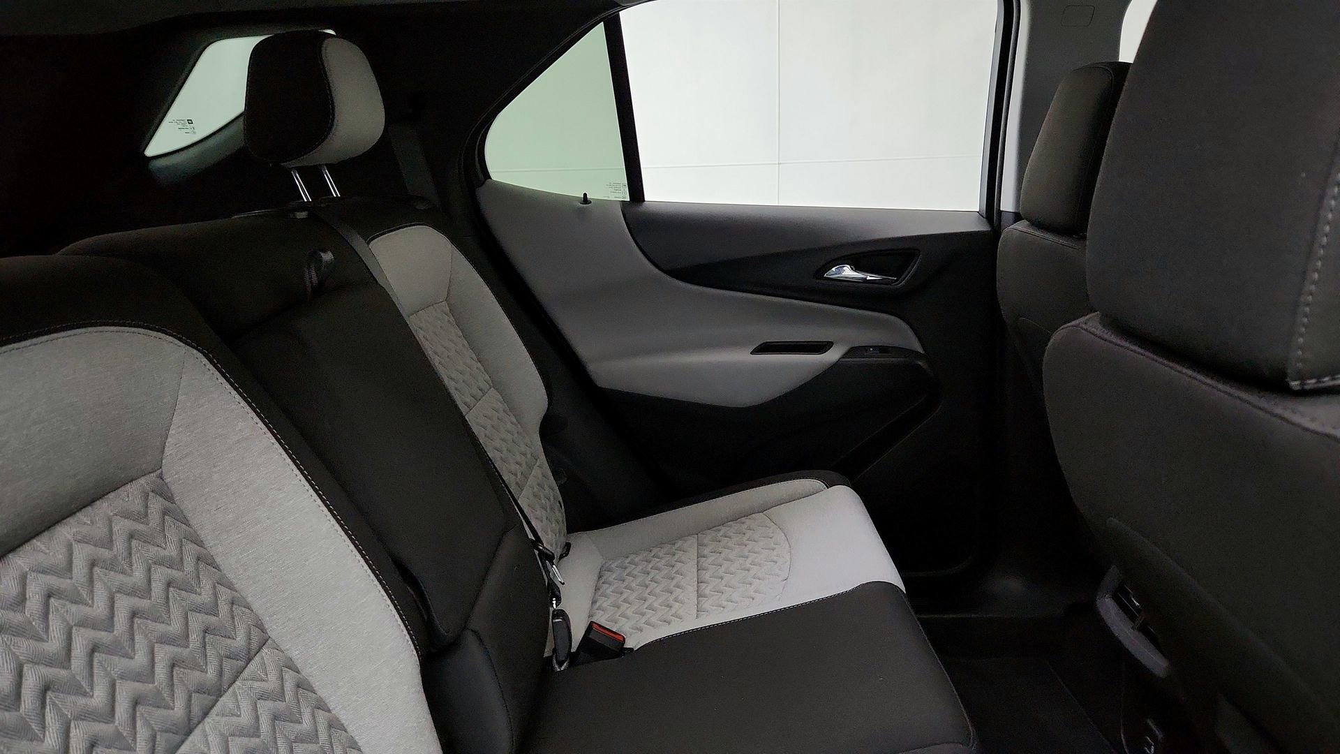 Certified 2024 Chevrolet Equinox LS w/ LS Convenience Package FWD image 22