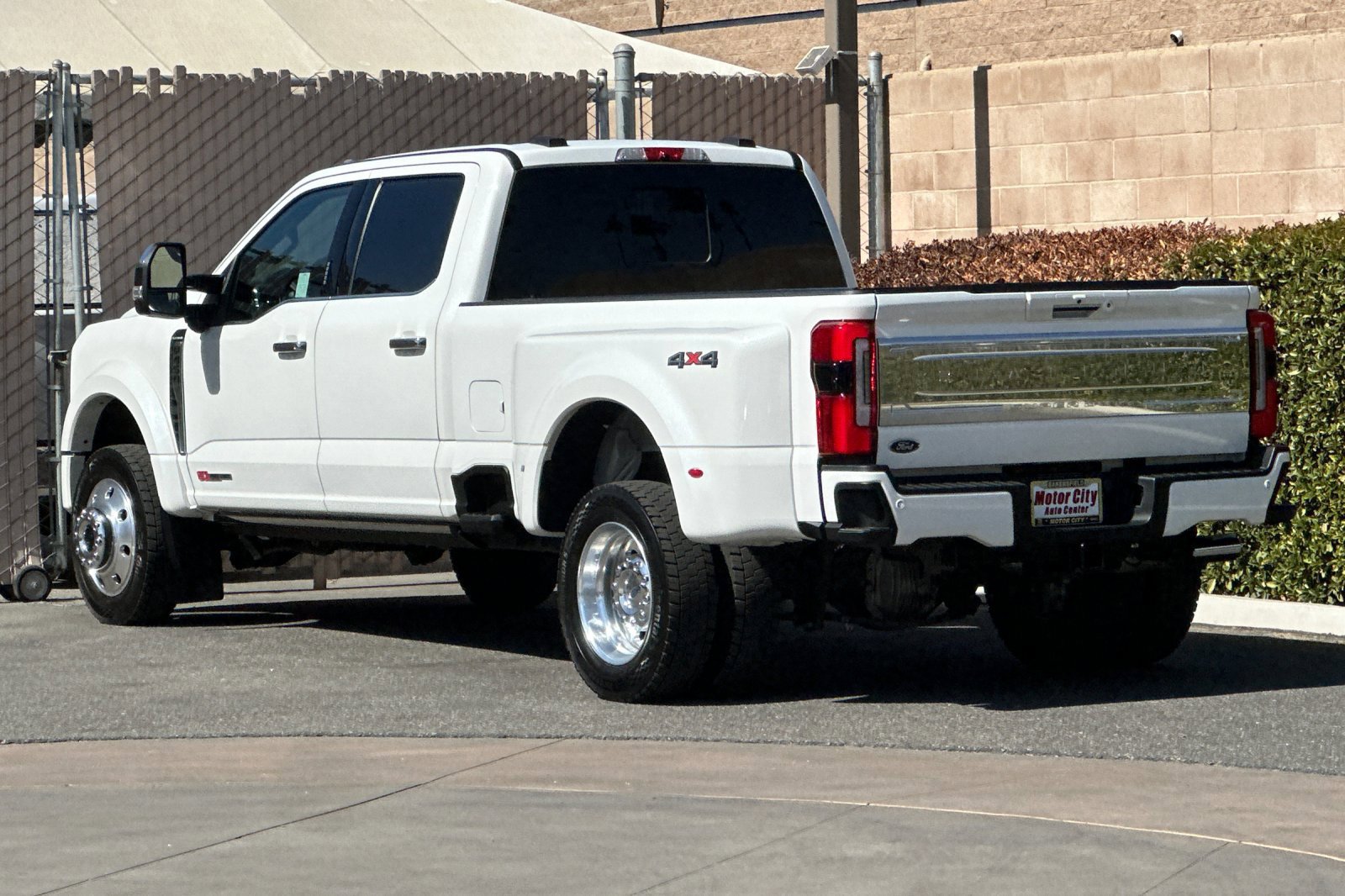 Used 2024 Ford F450 Platinum AWD/4WD image 6