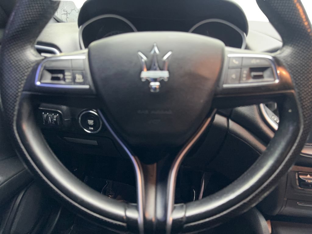 Used 2020 Maserati Ghibli RWD image 57