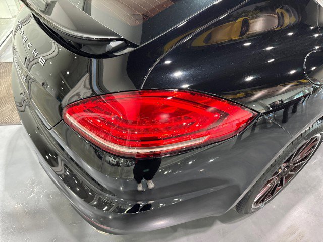 Used 2014 Porsche Panamera 4S Executive AWD/4WD image 31