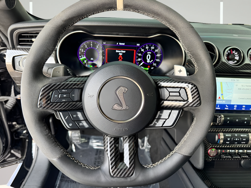 Used 2020 Ford Mustang Shelby GT500 w/ Carbon Fiber Track Pack RWD image 14