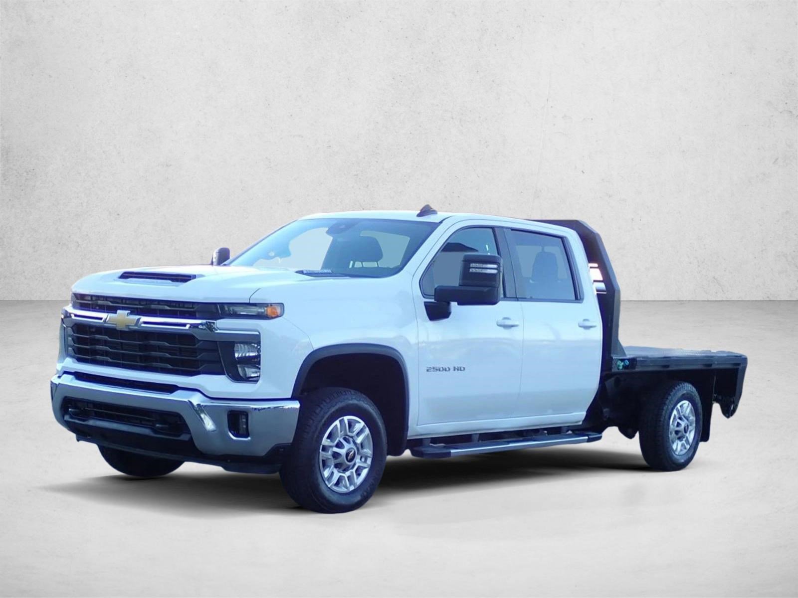 Used 2024 Chevrolet Silverado 2500 LT w/ Convenience Package AWD/4WD image 1
