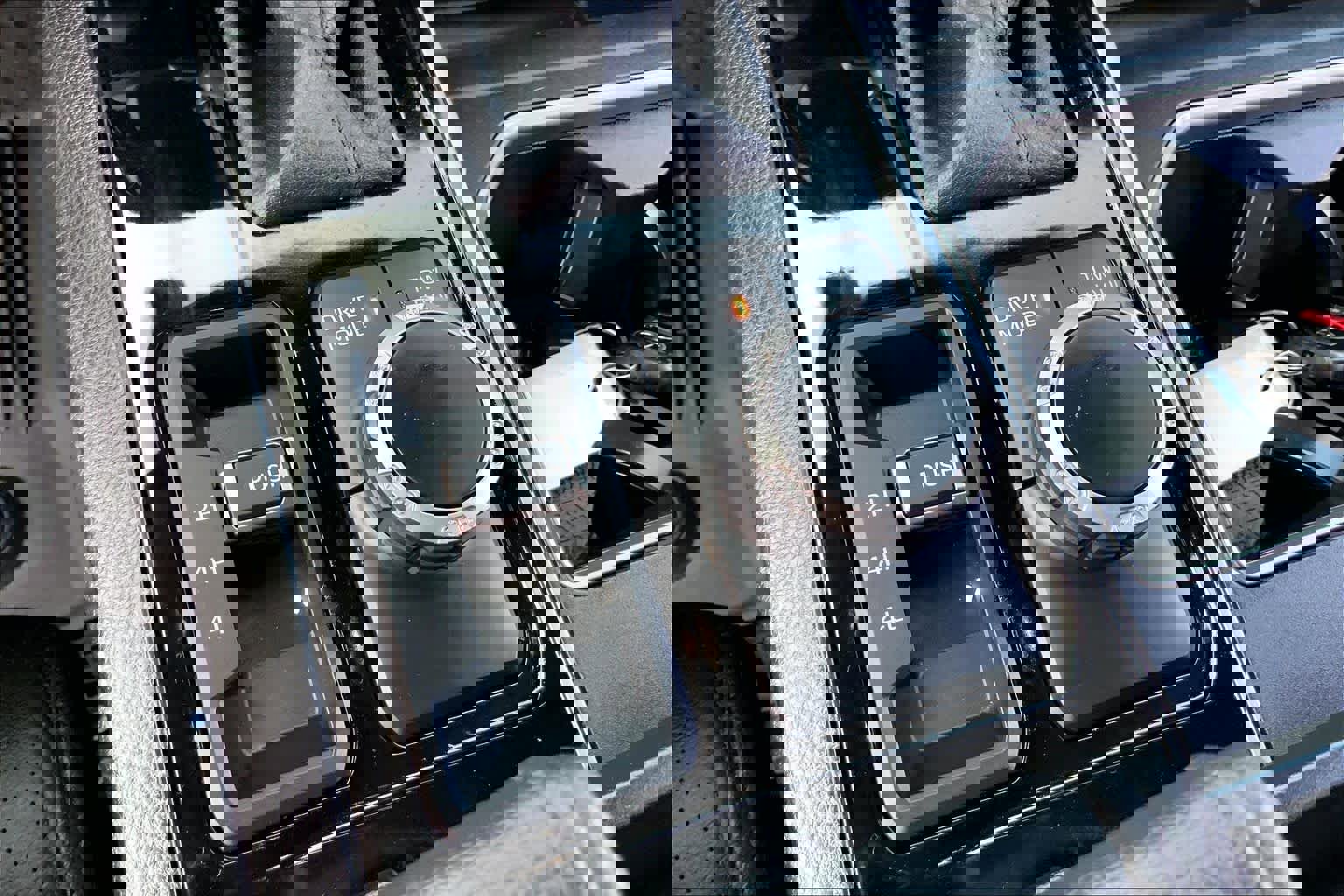 Used 2024 Toyota Tundra SR5 AWD/4WD image 33