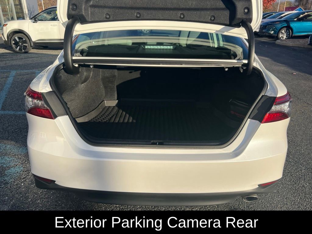 Used 2024 Toyota Camry XLE w/ Cold Weather Package image 11