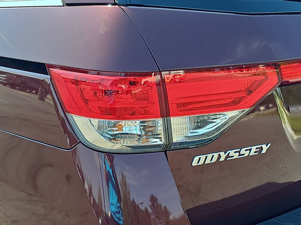 Used 2016 Honda Odyssey Touring Elite image 35