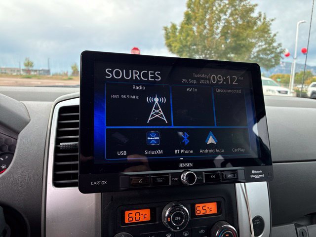 Used 2013 Nissan Frontier SV w/ SV Value Truck Pkg AWD/4WD image 12
