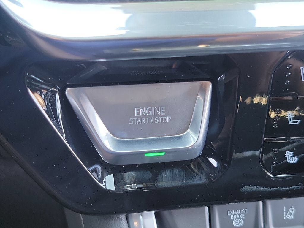 New 2026 GMC Sierra 2500 Denali w/ Denali Reserve Package AWD/4WD image 14
