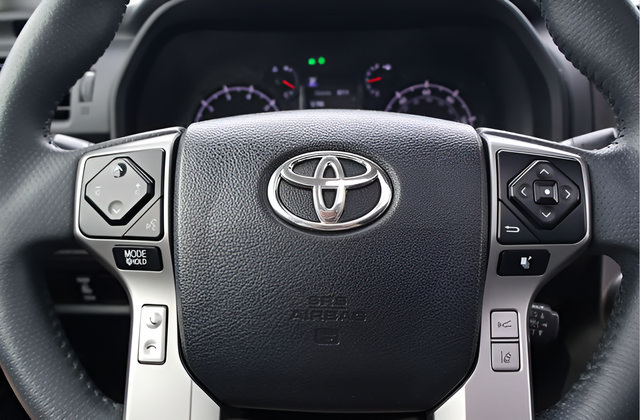 Used 2021 Toyota 4Runner SR5 Premium w/ Moonroof Package AWD/4WD image 22