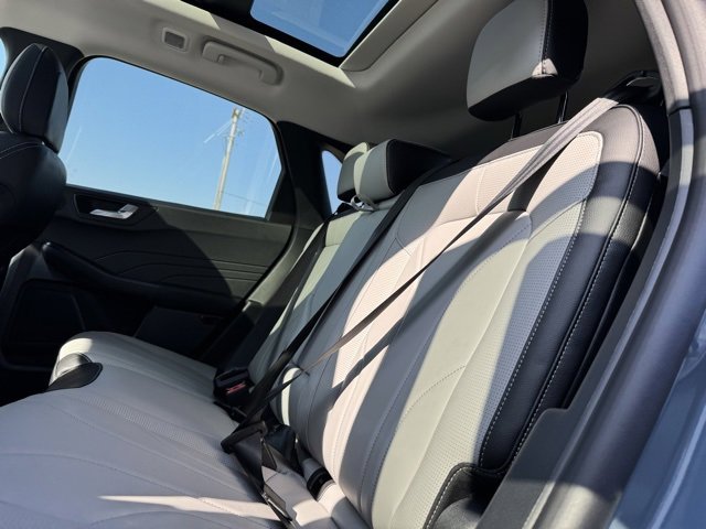 New 2025 Ford Escape SE w/ PHEV Premium Package image 29