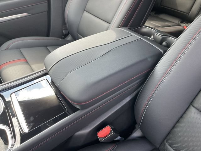 New 2026 Chevrolet Traverse RS w/ LPO, Floor Liner Package AWD/4WD image 21