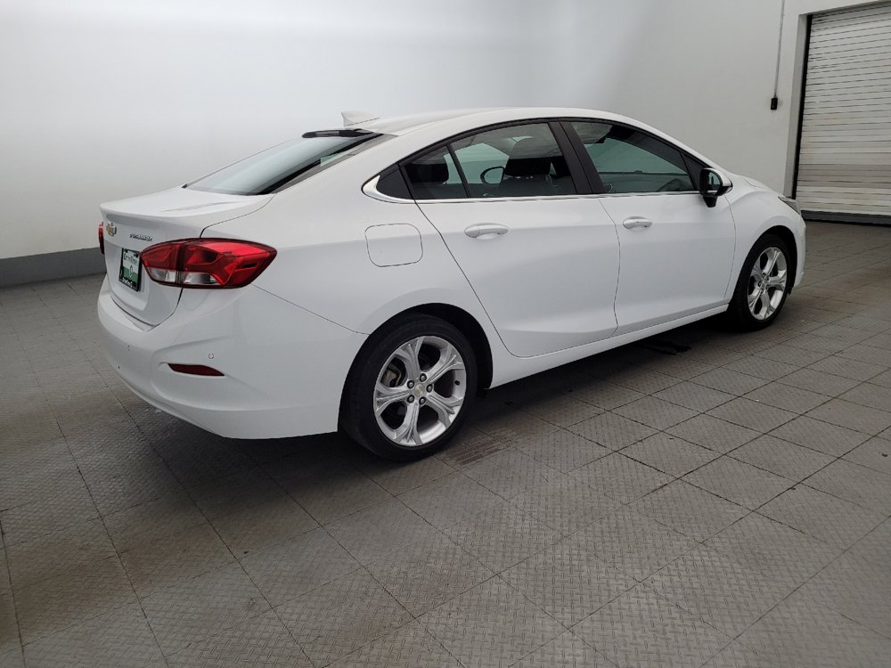 Used 2019 Chevrolet Cruze Premier w/ Driver Confidence II Package FWD image 10