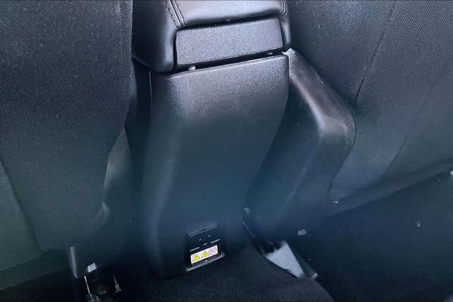 Used 2017 Jeep Renegade Altitude image 10