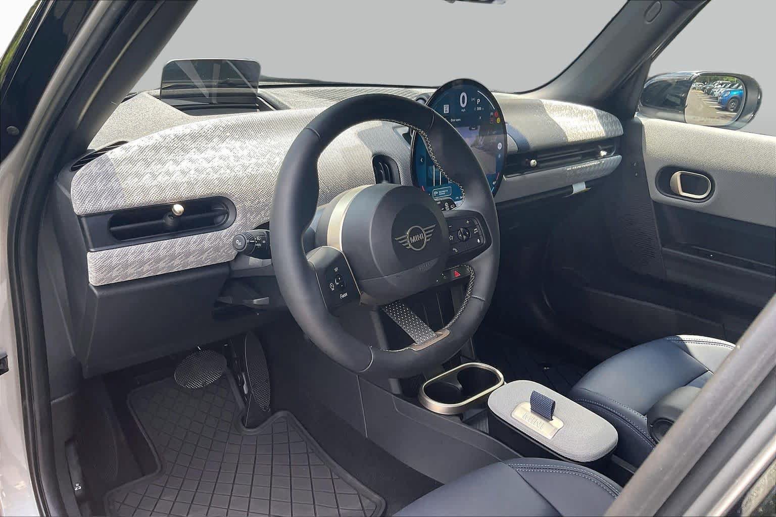 Used 2025 MINI Cooper S FWD image 16