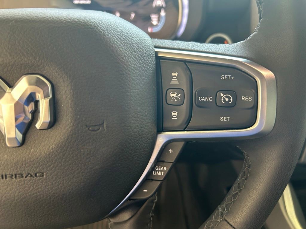 Used 2025 RAM 1500 Big Horn RWD image 42