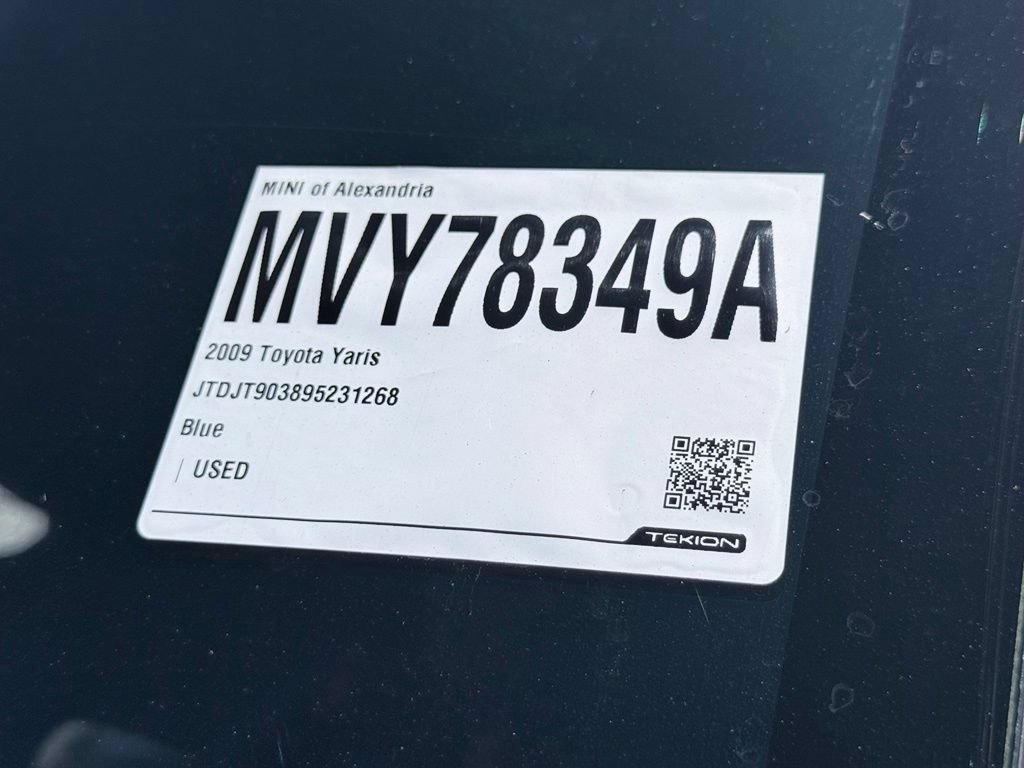 Used 2009 Toyota Yaris 2-Door Hatchback FWD image 24