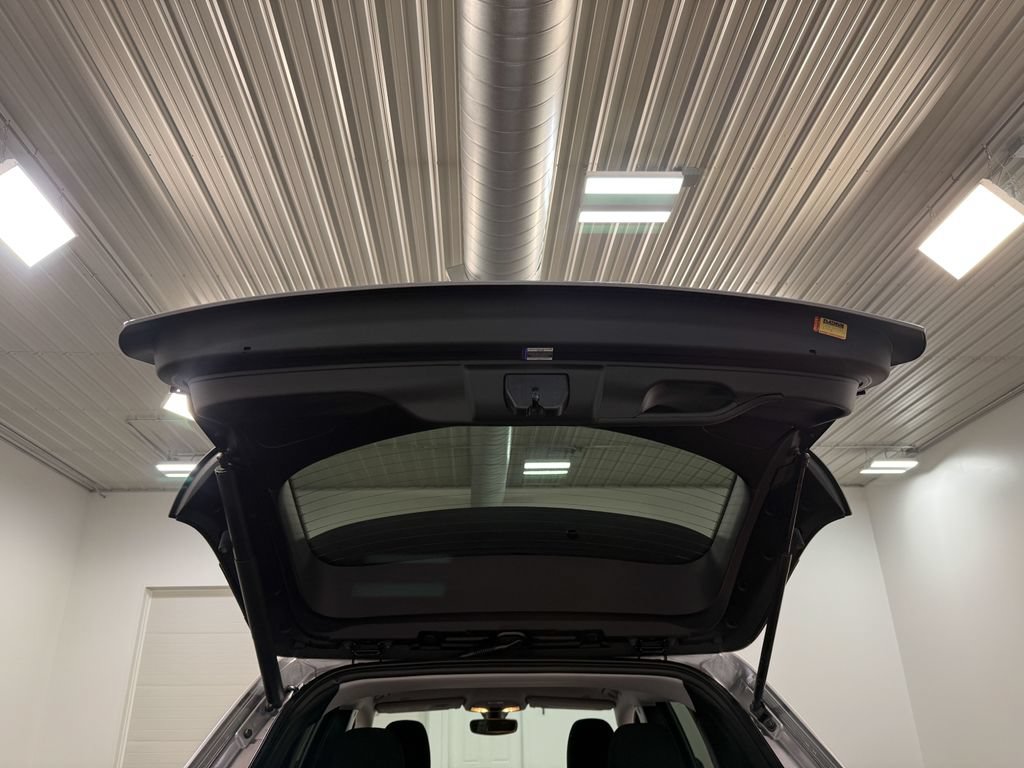 Used 2019 Jeep Cherokee Latitude w/ Comfort & Convenience Group AWD/4WD image 72