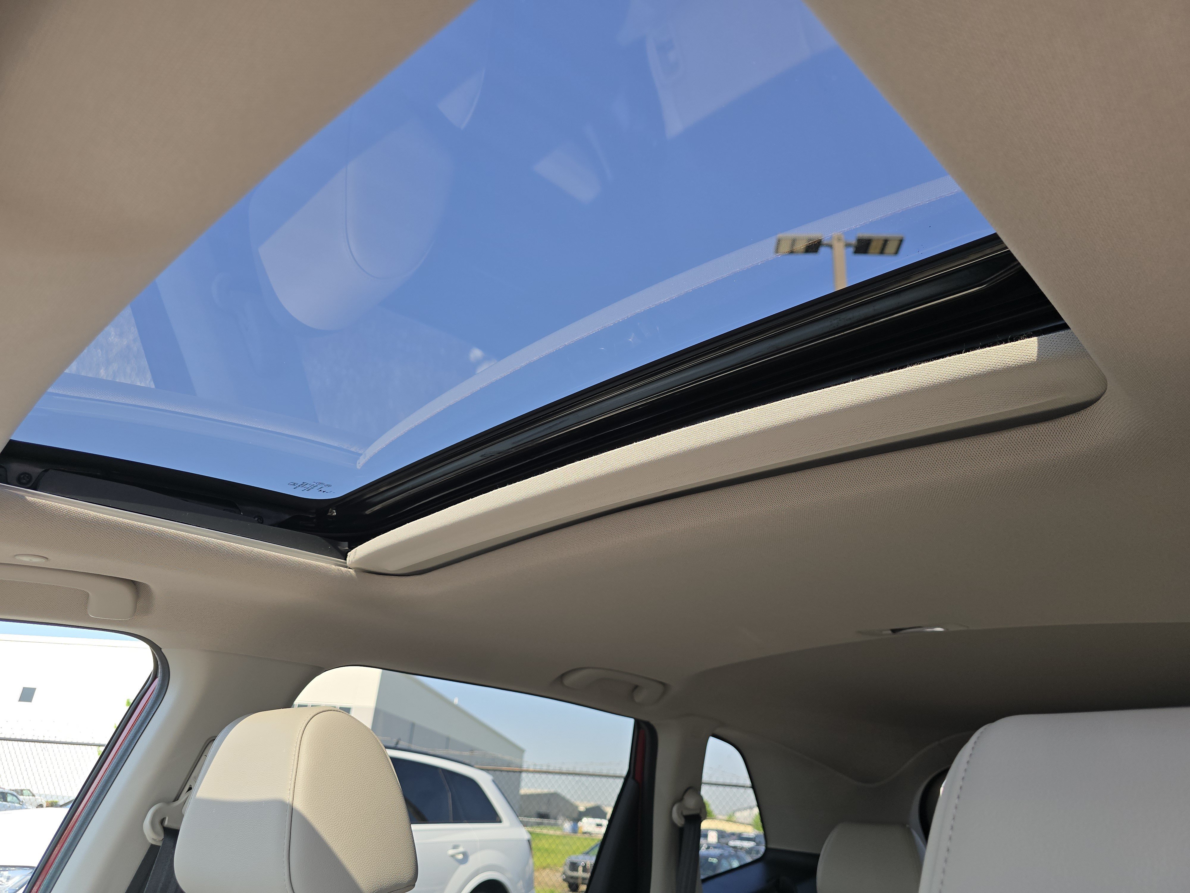 Used 2023 Honda CR-V EX-L image 9